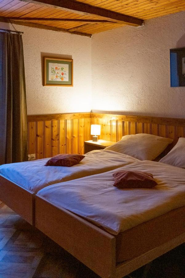 Auberge du Prévoux Le Locle Esterno foto