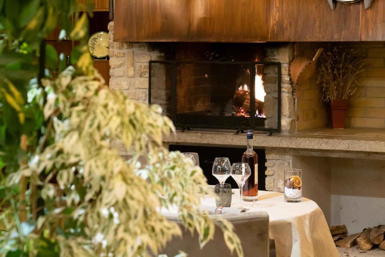 Auberge du Prévoux Le Locle Esterno foto