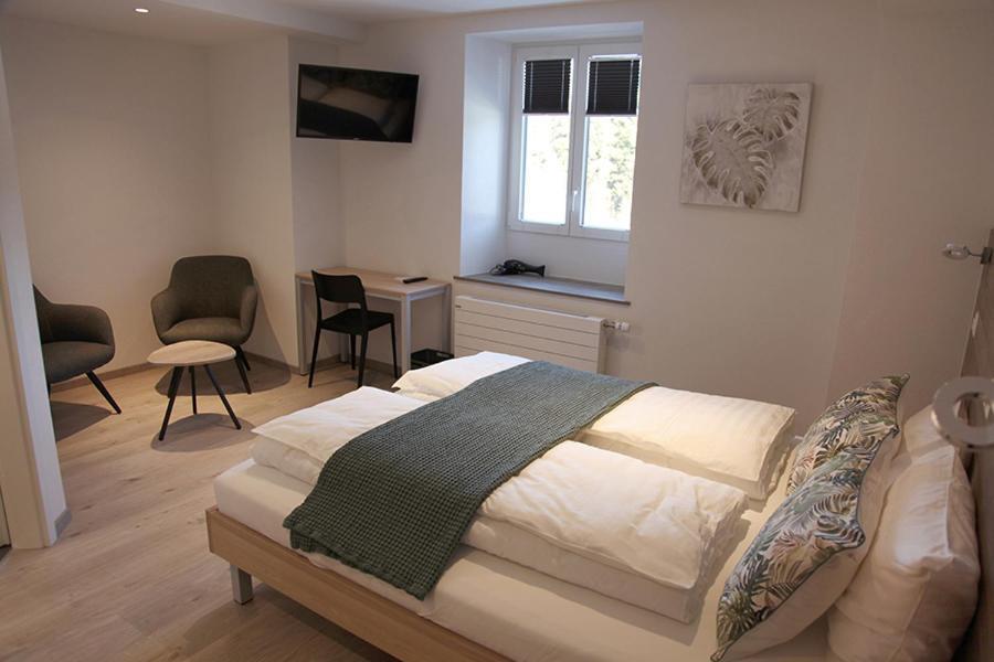 Auberge du Prévoux Le Locle Esterno foto